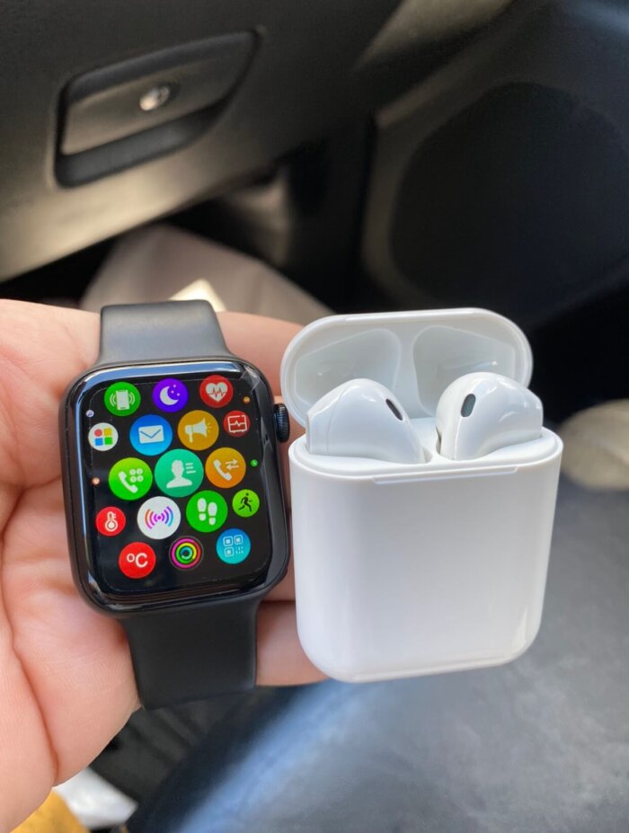 DA1545E2-2BC5-4834-8B43-7908CD4FA42D